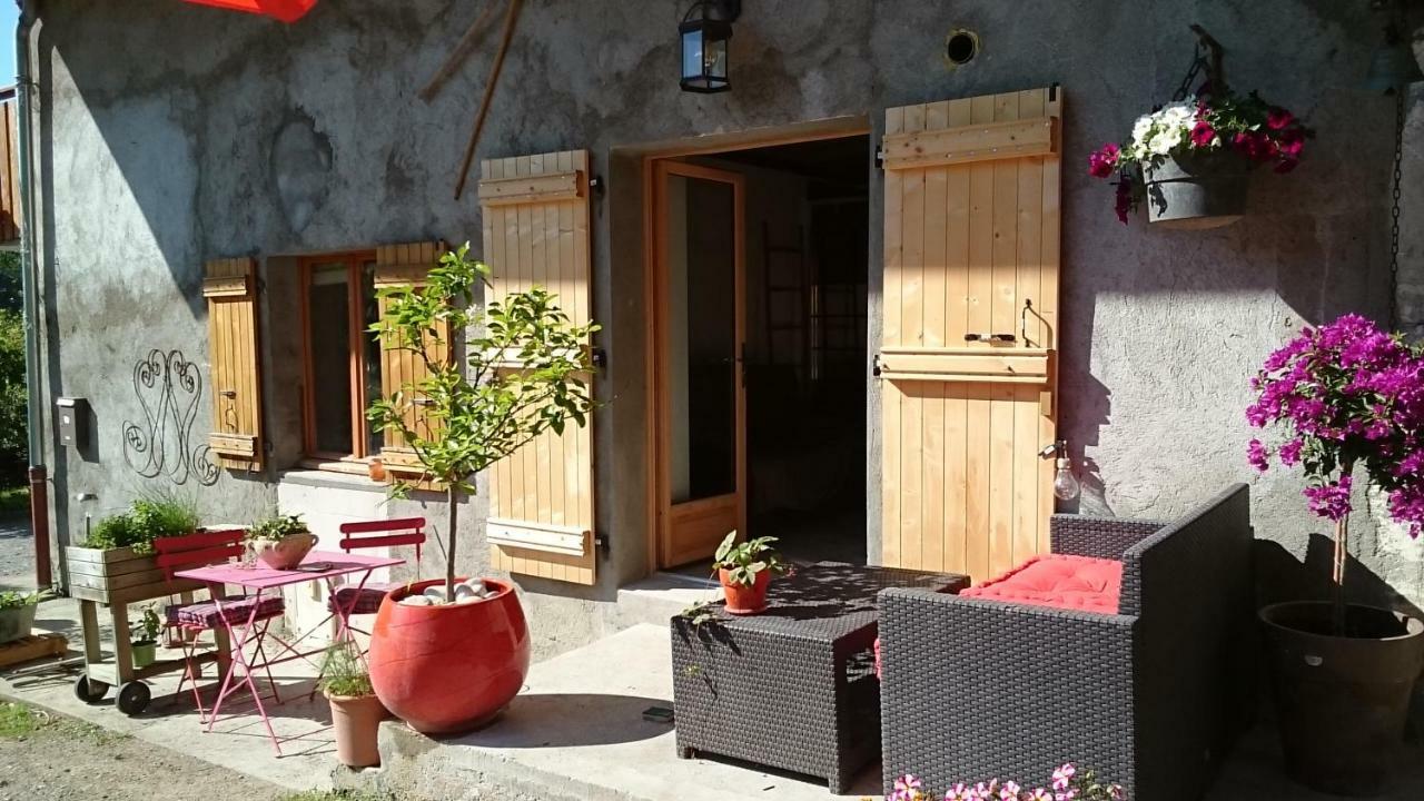 Ferme Familiale Chez Lili Villa Alex Ngoại thất bức ảnh