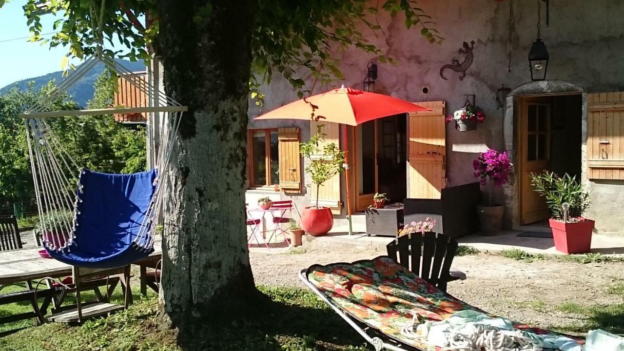 Ferme Familiale Chez Lili Villa Alex Ngoại thất bức ảnh
