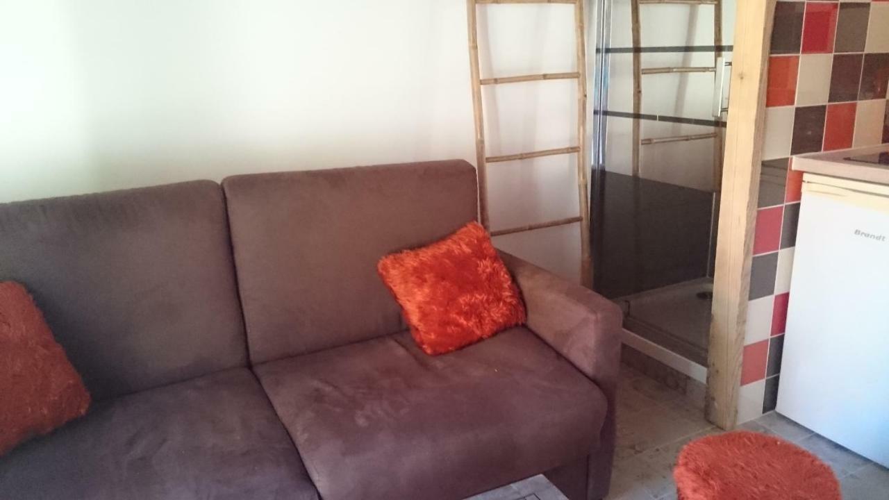 Ferme Familiale Chez Lili Villa Alex Ngoại thất bức ảnh