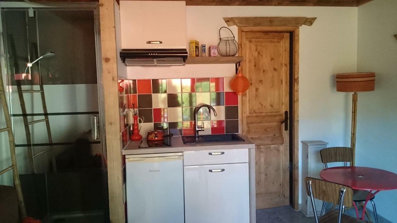 Ferme Familiale Chez Lili Villa Alex Ngoại thất bức ảnh