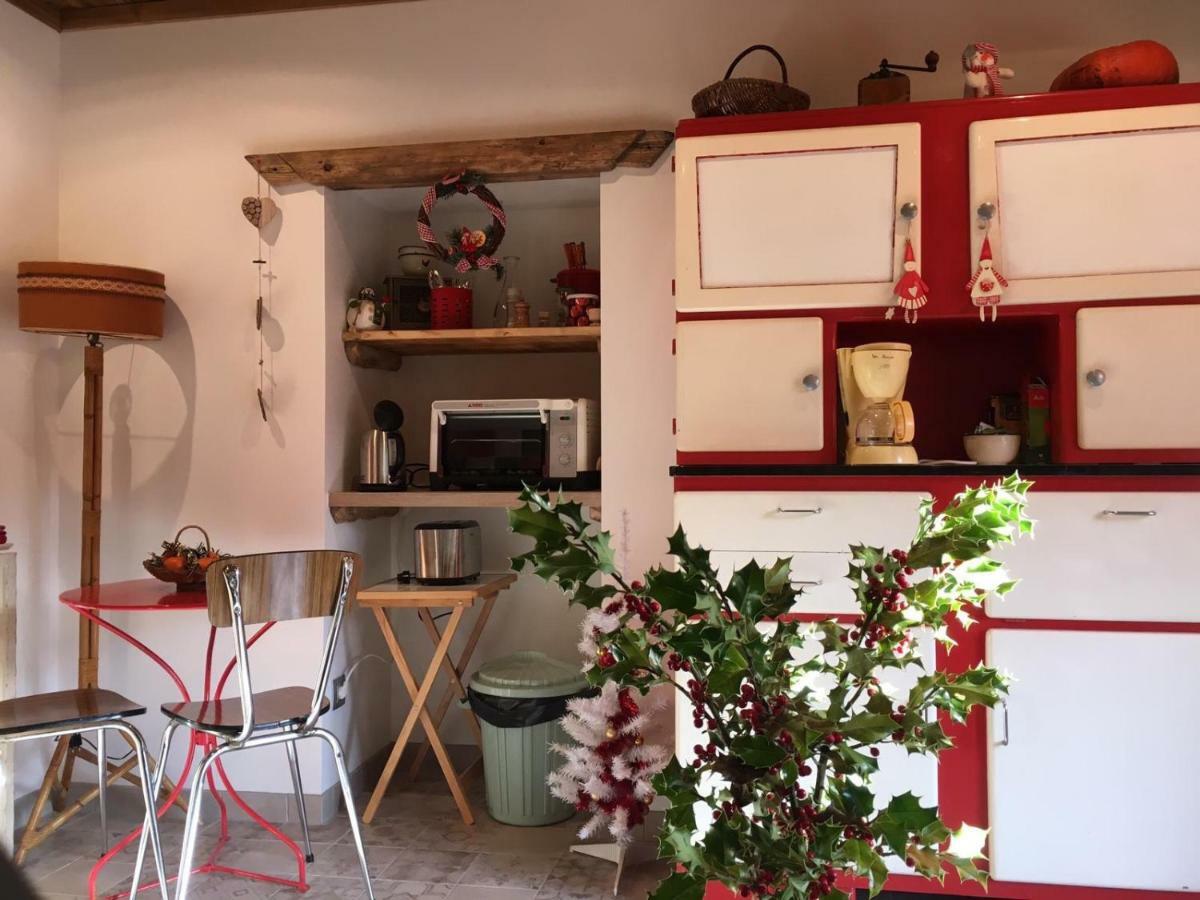 Ferme Familiale Chez Lili Villa Alex Ngoại thất bức ảnh